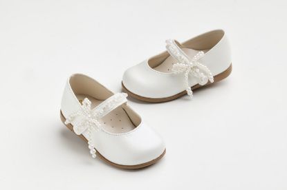 Εικόνα της K6112E - Μπαλαρίνα περπατήματος σε εκρού δέρμα διακοσμημένο με πέρλες