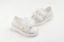 Sneaker περπατήματος σε off white συνθετικό καστορ με χειροποίητα off white τριαντάφυλλα από μουσελίνα
