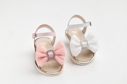 Εικόνα της K649A - Σανδάλι περπατήματος σε λευκό δέρμα με λευκό φιόγκο και μεταλλικό διακοσμητικό με στρας