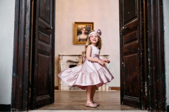 βαπτιστικό φόρεμα από σατέν ύφασμα